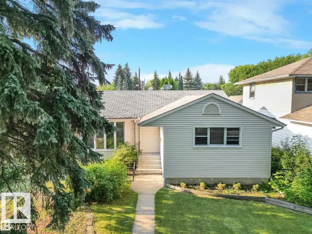14612 93 Ave Nw Nw, Edmonton